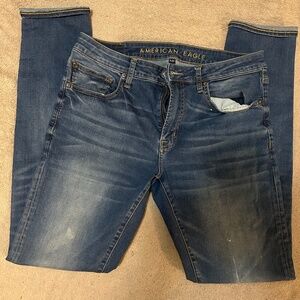 AE Men's AirFlex+ Slim Straight Jeans